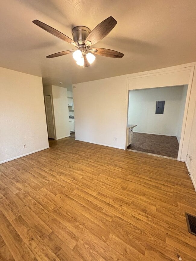 Photo - 1301 W Eureka St