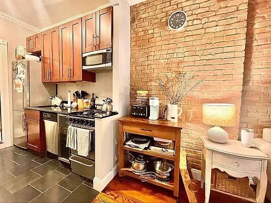 Building Photo - 493 Second Avenue Rental