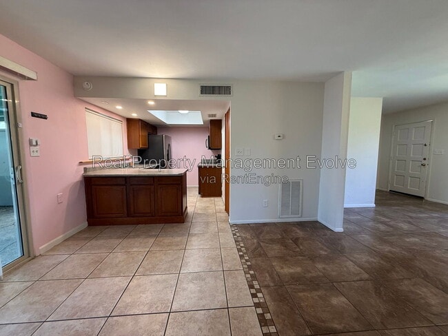 Photo - 4709 N 26th Ln