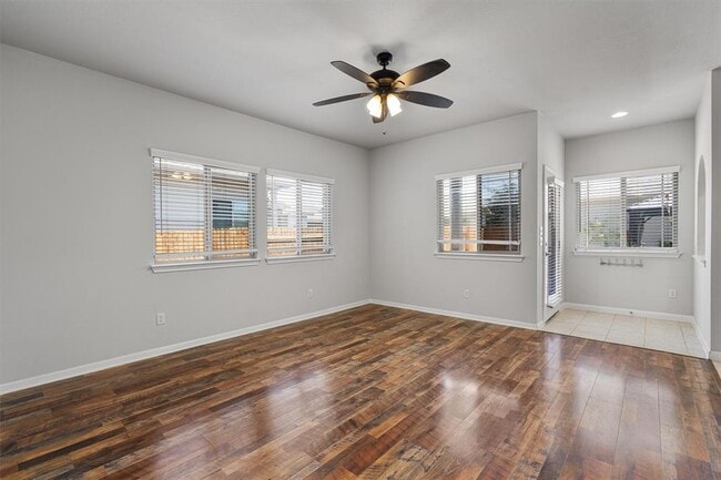 Photo - 256 Pelican Bay Cir