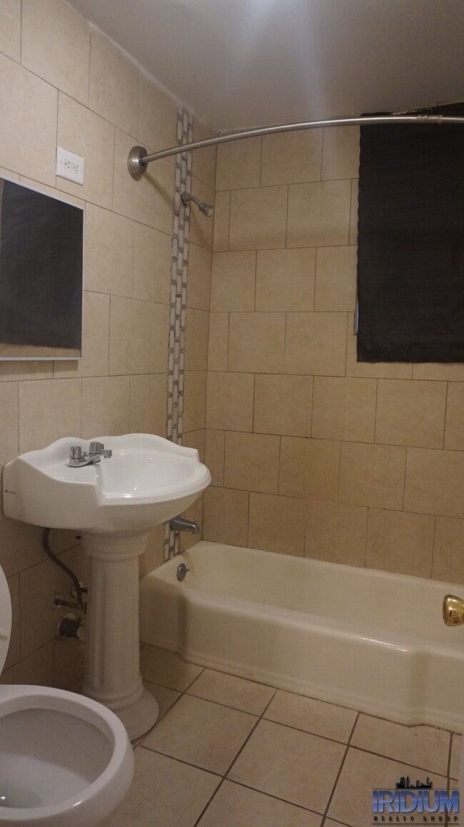 Photo - 48 Carteret St Apartments Unit 4