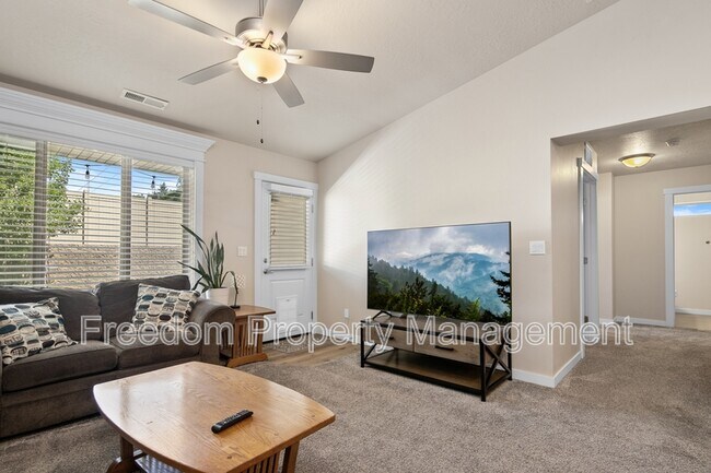 Photo - 1824 E Ringneck St