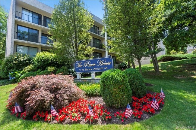 Building Photo - 150 Overlook Ave Unit 2K