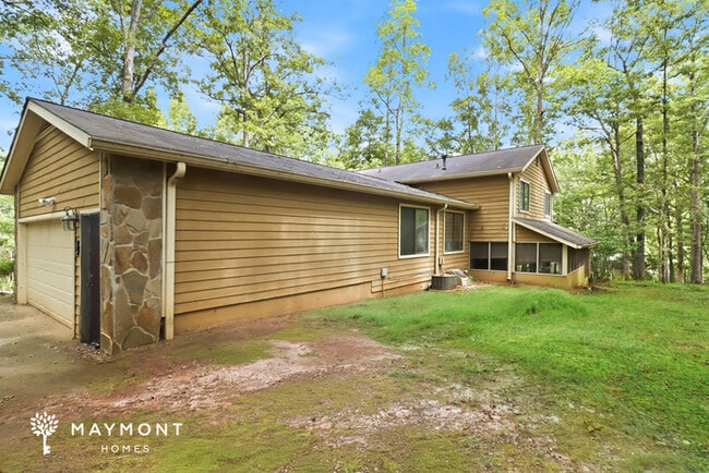 6646 Creekwood Ct