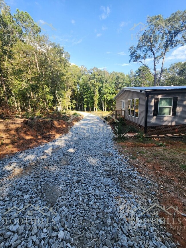Photo - 3-Bedroom Home in a Peaceful Country Setting