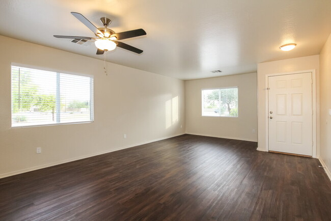 Photo - 22740 W Mohave St