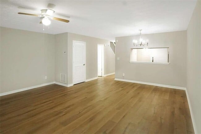 Photo - 5847 Trent Walk Dr