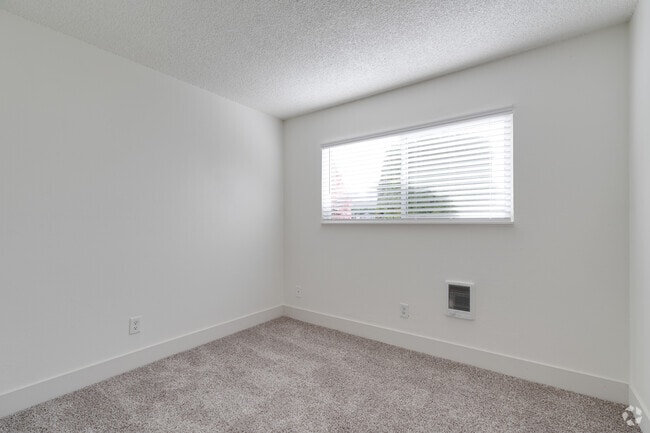 3BR, 1BA - 800SF - Second Bedroom