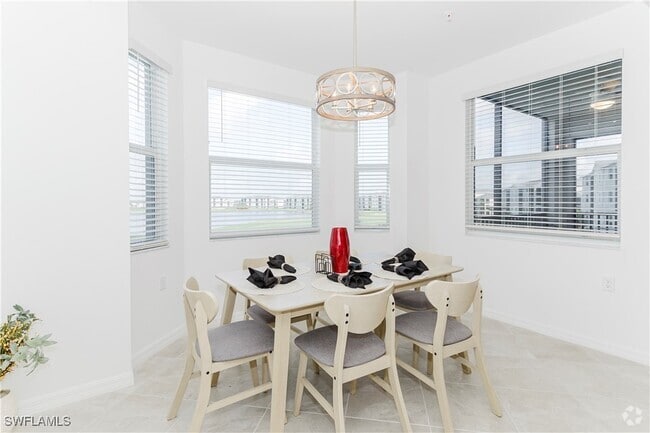 Building Photo - 5749 Double Eagle Cir Unit 4536 Rental