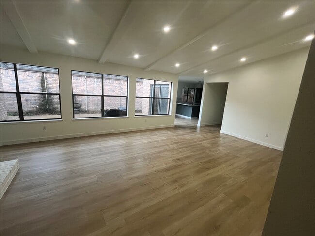 Photo - 11831 Oak Meadow Dr