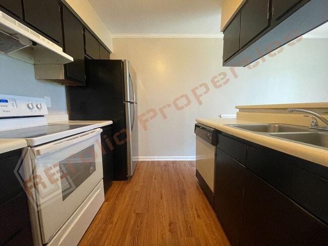 Photo - 4612 Kilcullen Dr