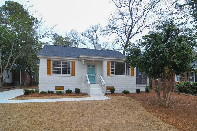 Building Photo - Beautiful 3 bedroom/2 bath house in highly desirable Shandon location! Available June 2026!