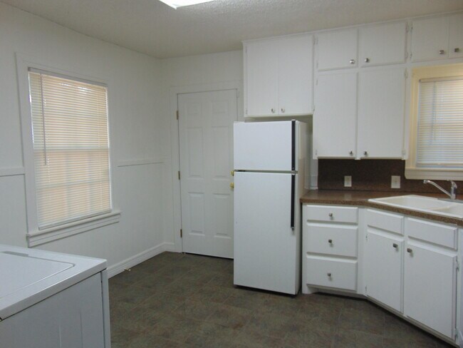 Photo - 2628 26th St