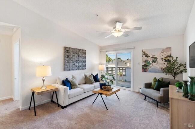 1201 Glen Cove Pkwy Unit 813