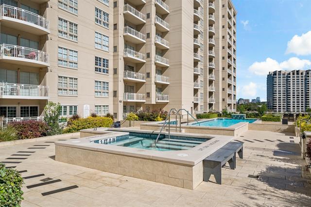 Photo - 3225 Turtle Creek Blvd Blvd Unidad 842 Rental