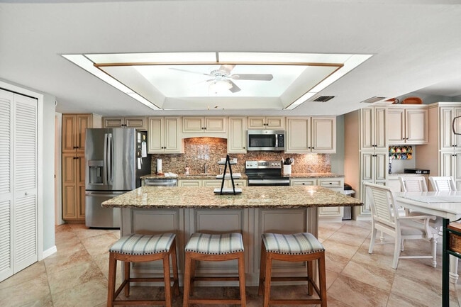 Photo - 27581 Hacienda E Blvd Unidad FL1-ID1256822P
