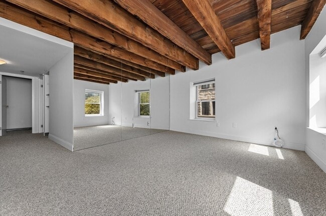 Photo - 120 Commercial St Unit 4-1