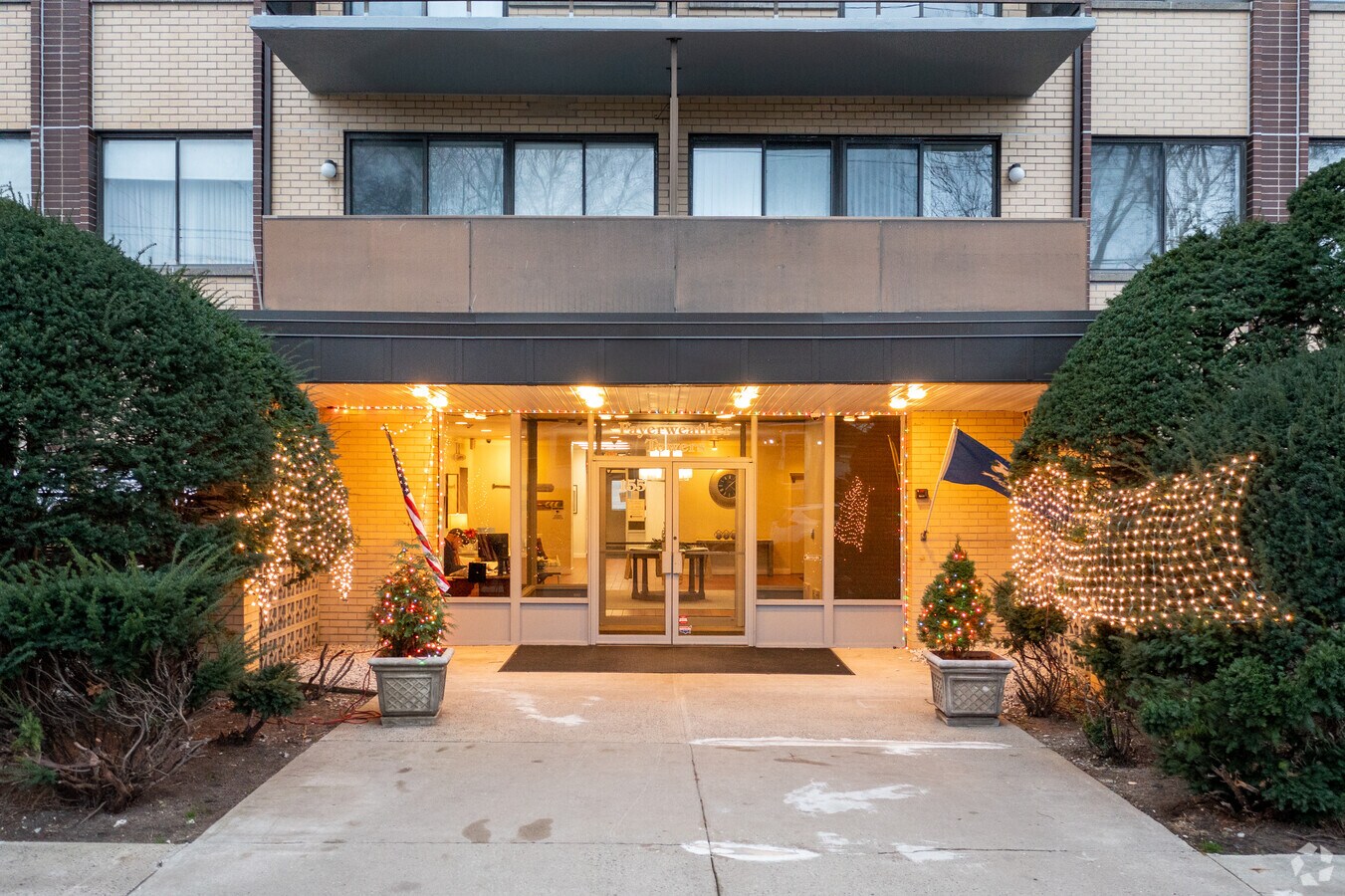 Photo - Fayerweather Towers