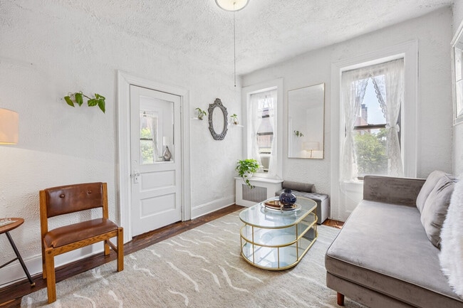 Photo - 542 E 14th St Unit ID1261205P