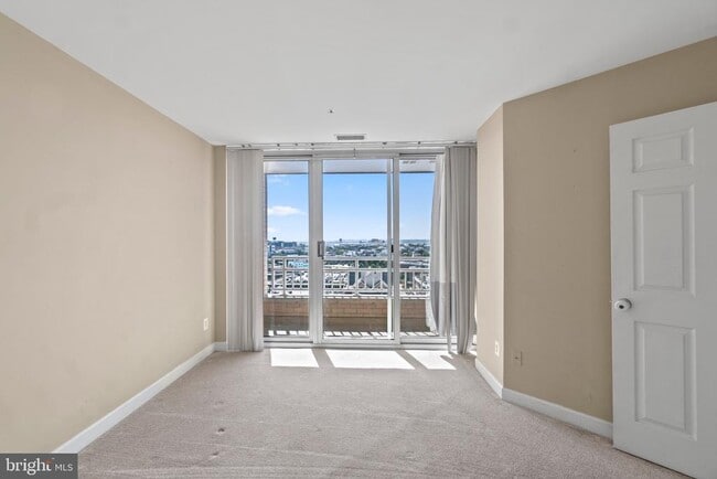 Photo - 100 Harborview Dr Unit 1014