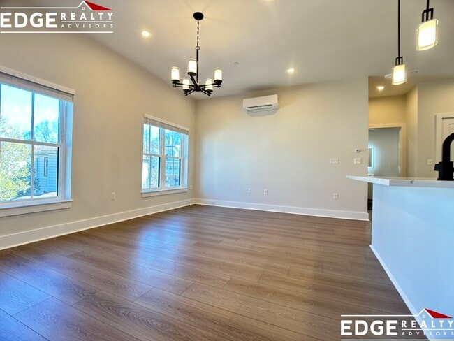 Photo - 9 Newton St Unit 1