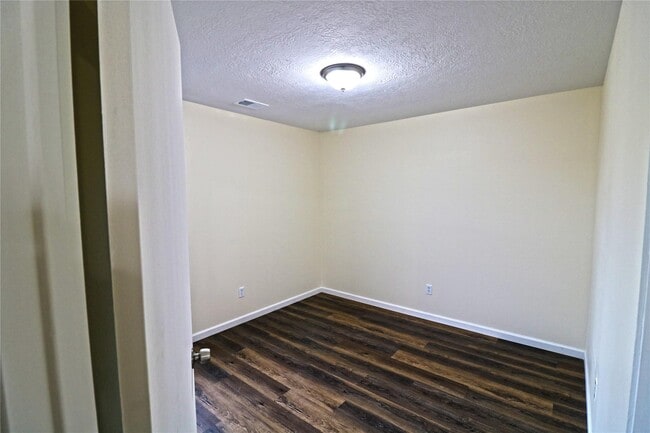 Photo - 4727 Ivy Meadow Ln