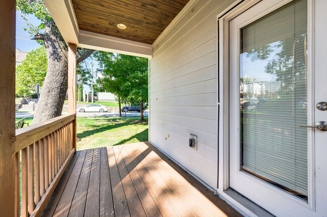 Photo - 217 N 9th St