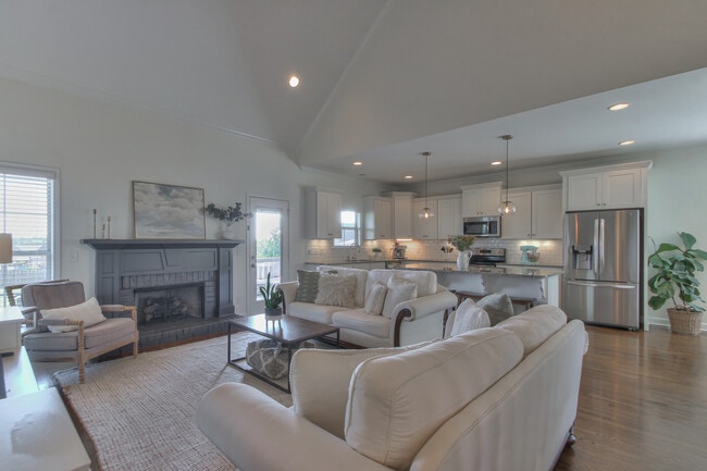Photo - 6032 Sanmar Dr