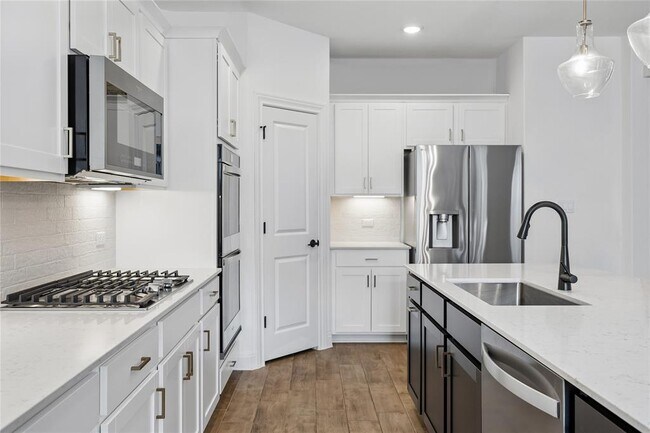 Photo - 1008 Olinda Ct