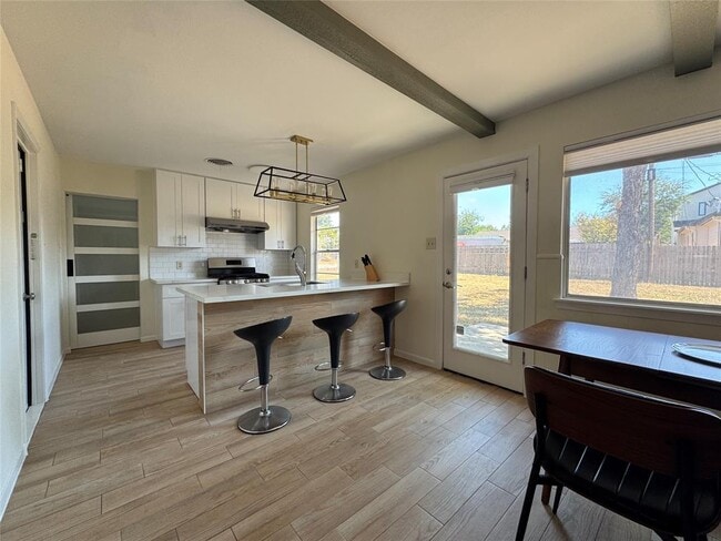 6817 Miranda Dr