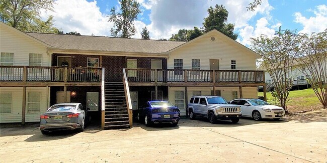 Country Side Apartments - Country Side Apartments Unit D-2