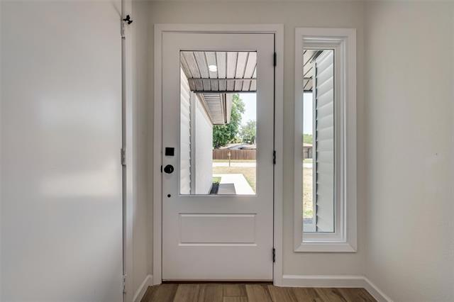 Photo - 1004 Darnell Ave