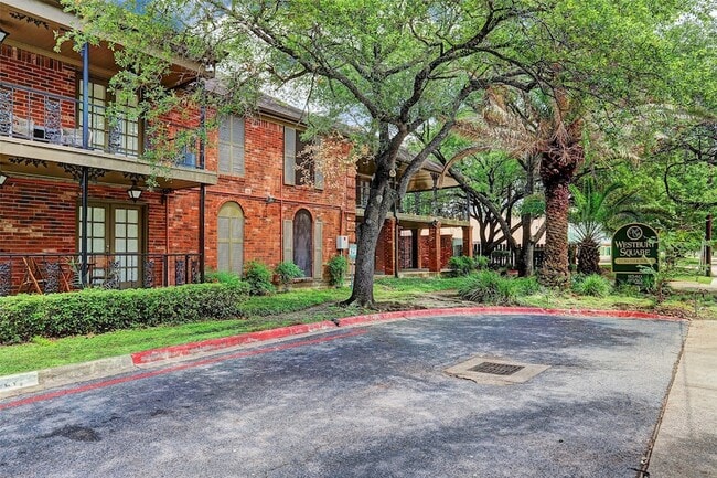 Building Photo - 11550 Chimney Rock Rd Unit 167