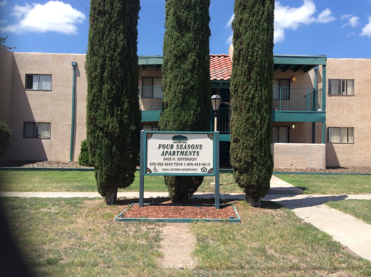 Four Seasons Apartments - Four Seasons Apartments
