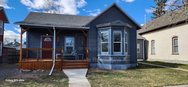 Photo - 606 W 24th St