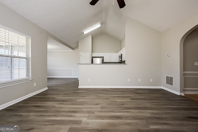 Photo - 7545 Broadhurst Dr