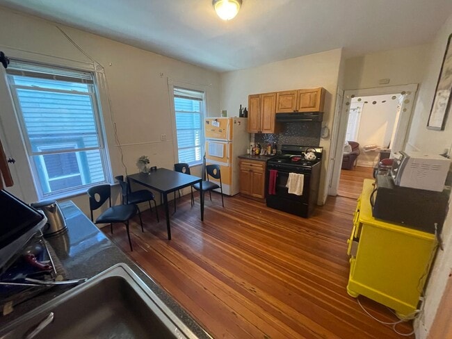 Photo - 65 Hillside St Unit 2