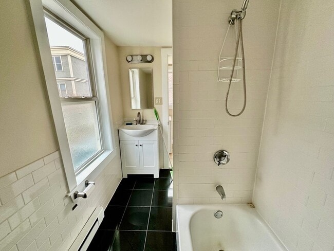 Photo - 8 Allen St Unit 2