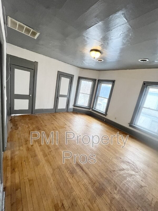 Photo - 1237A N 24th St