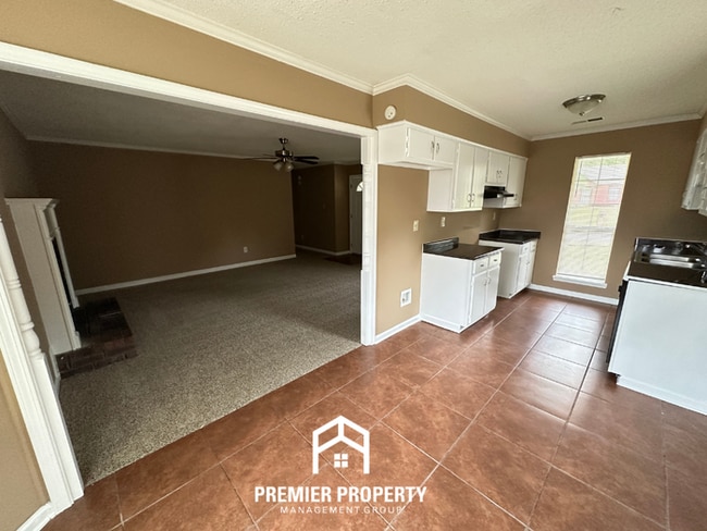Photo - Charming 3BR/2BA Near Germantown | Fireplace & Bay Window Dining