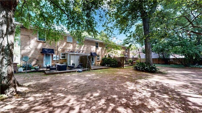 Photo - 4355 Stein St