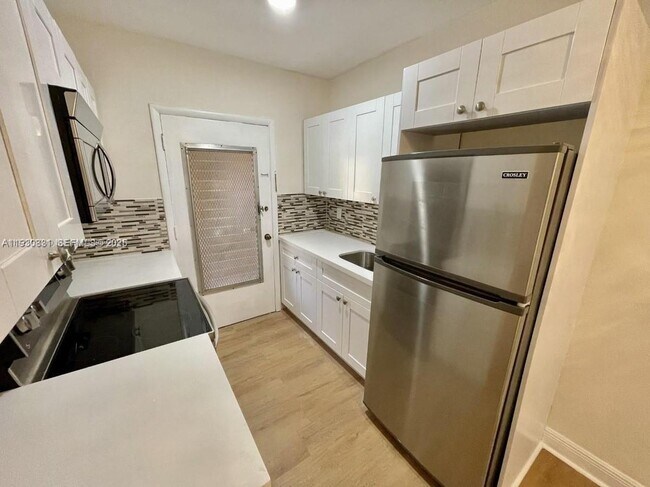 Photo - 218 Santillane Ave Unit 7