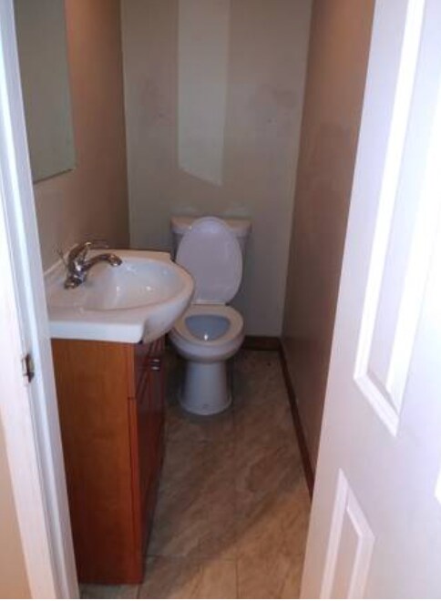 Photo - 677 Lowry Ave NE