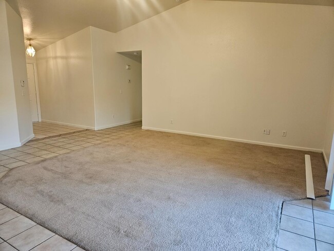 Photo - 1760 Hunter Ave