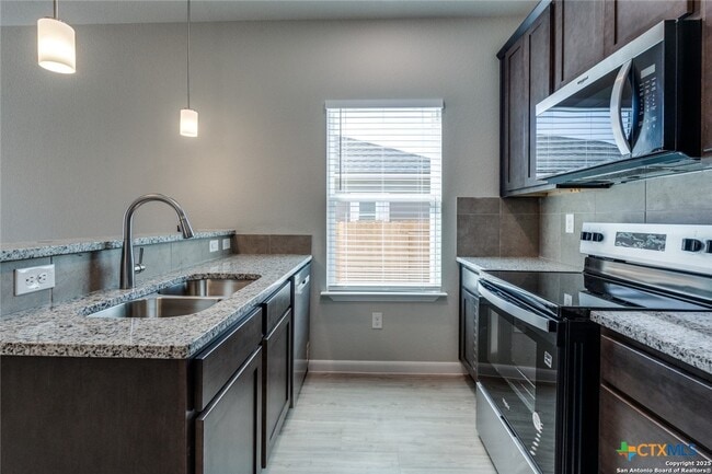 Photo - 513 Hudson St