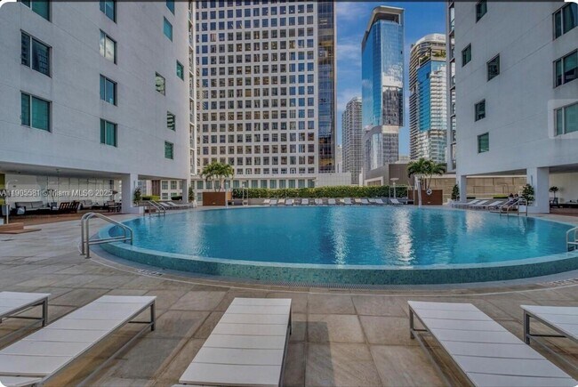 Photo - 500 Brickell Ave Unit 3400