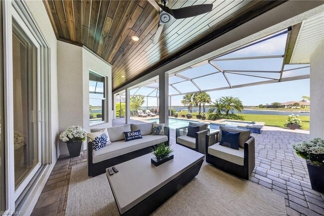 Photo - 14930 Blue Bay Cir