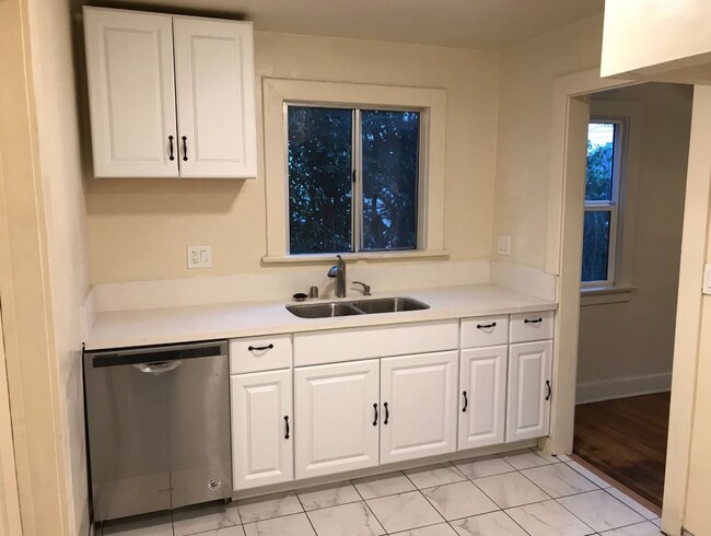 3615 Edenhurst Ave Unidad 3617