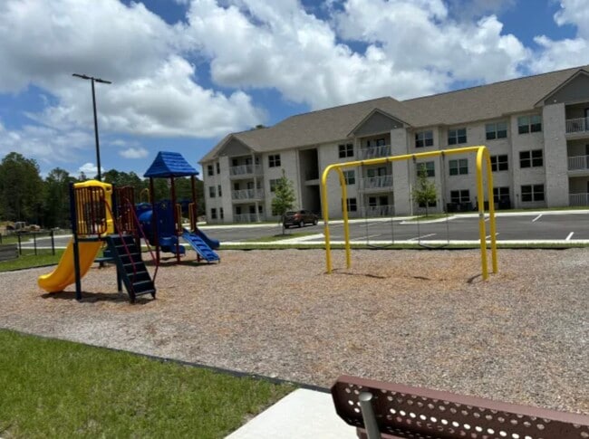 Photo - 800 Winding Rd