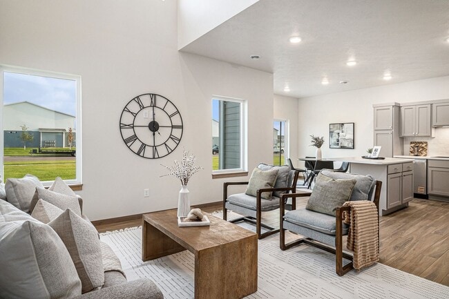 Photo - 5702 E Avett Pl